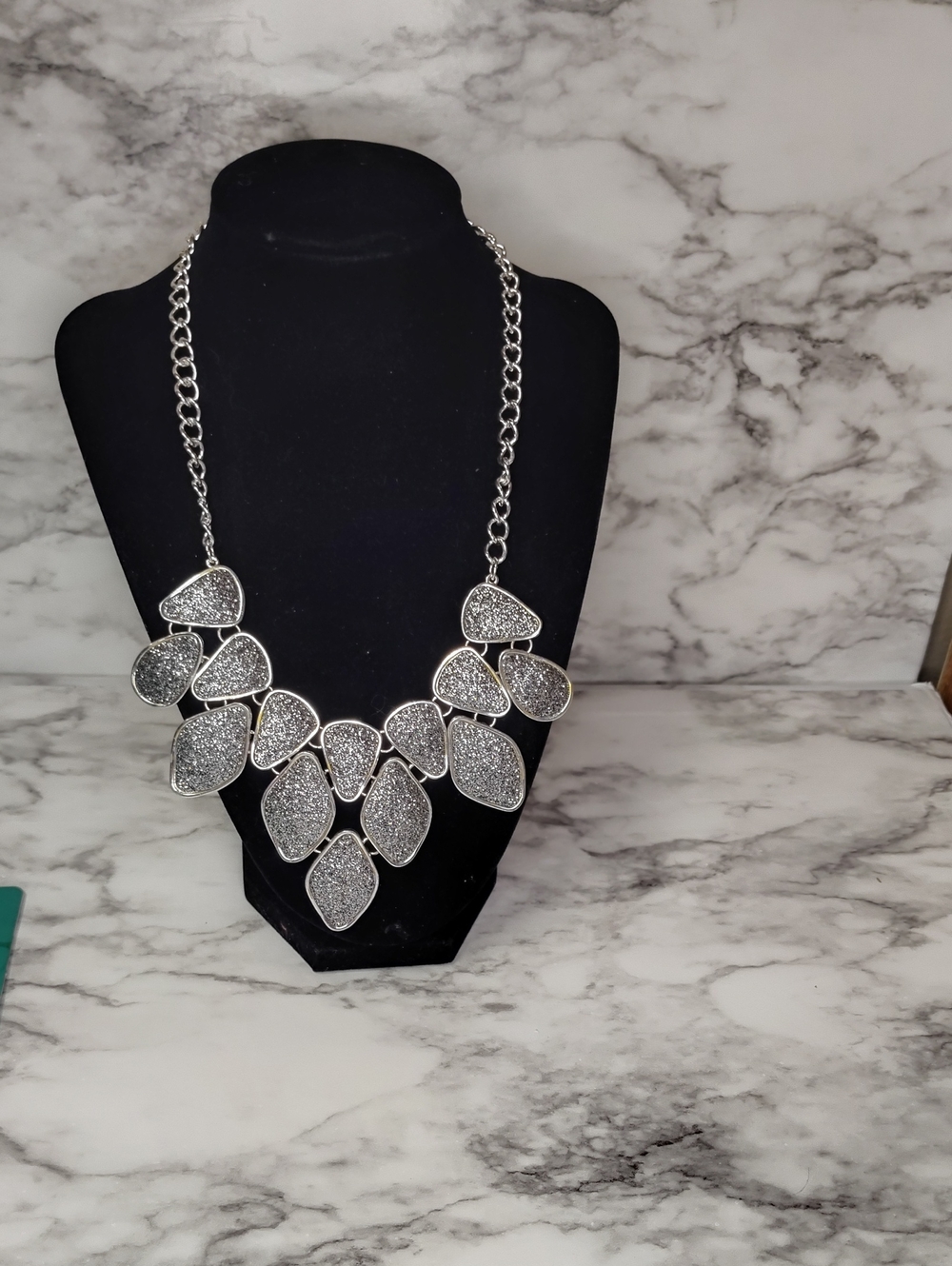Silver Glitter Statement Necklace - Women's Fashion Jewelry